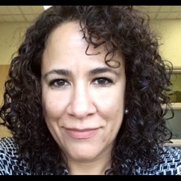 Meet your Posher, Helene - Picture 1 of 1